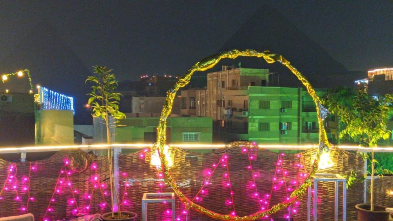 Carpet Alaadein Pyramids View Hotel Kafrat al Jabal Exterior photo