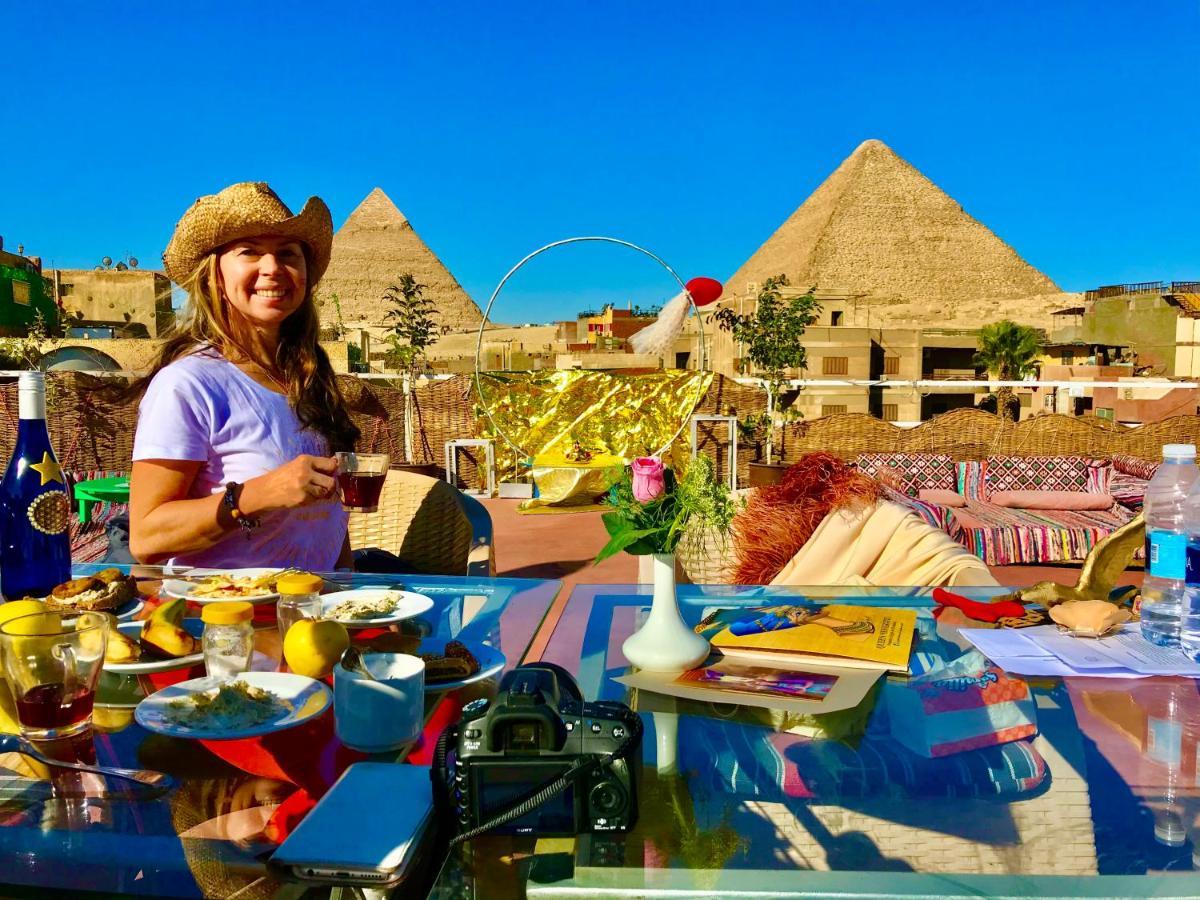 Carpet Alaadein Pyramids View Hotel Kafrat al Jabal Exterior photo
